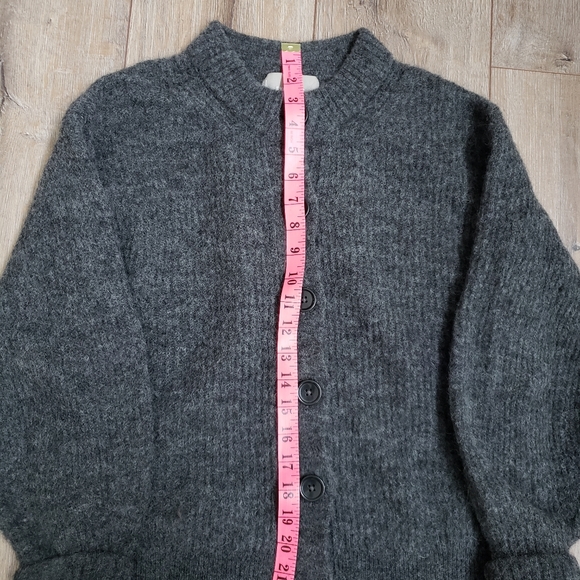 Everlane cropped alpaca cardigan - Picture 6 of 7